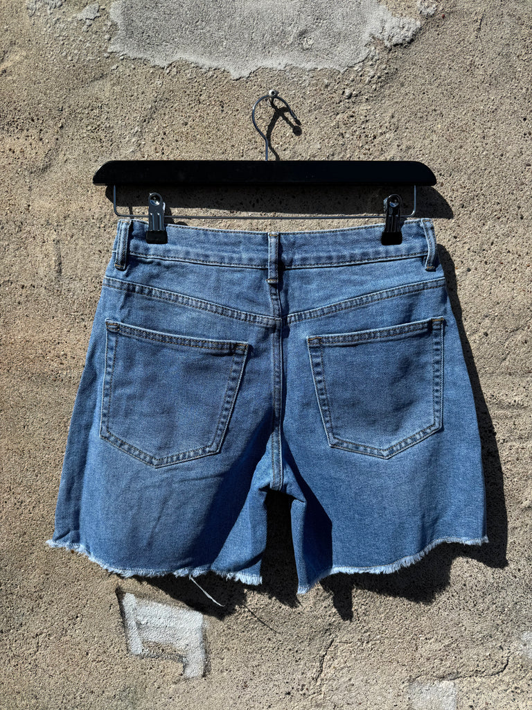 By Engbork 8100 shorts denim blue