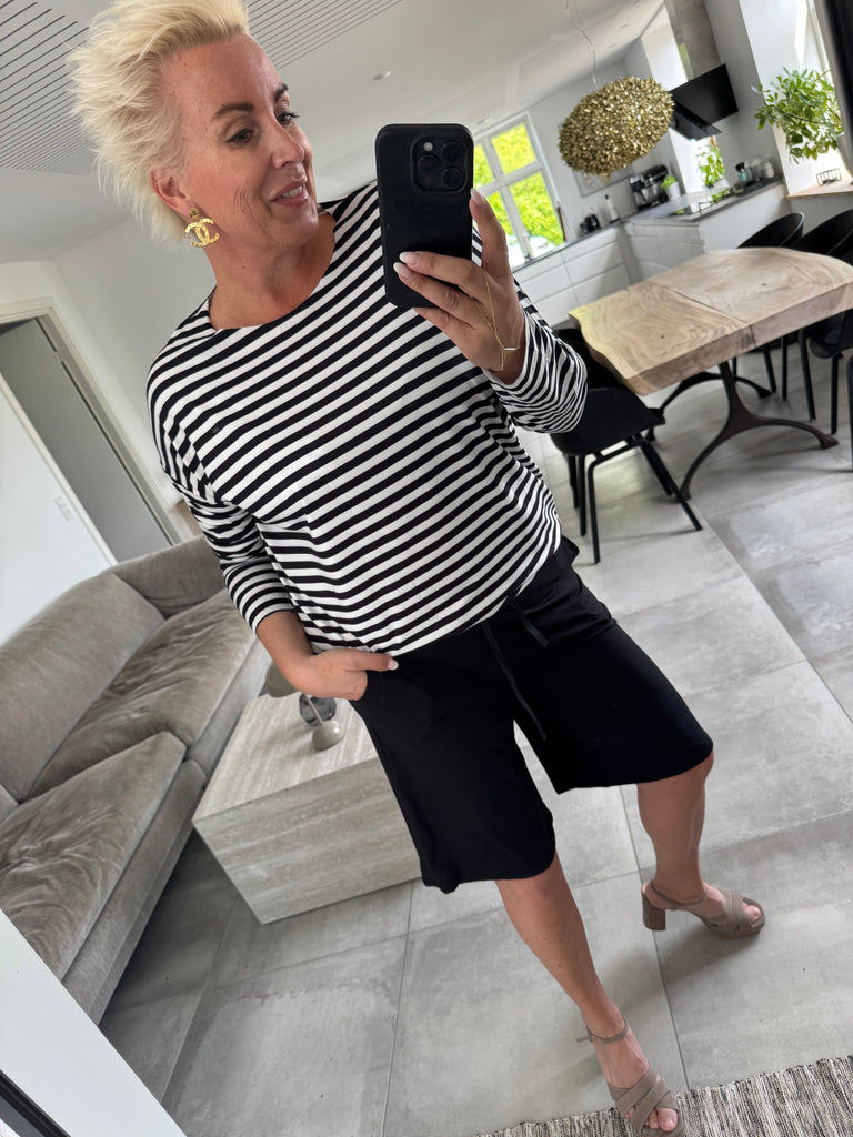 Liberte 9674 Alma long shorts black