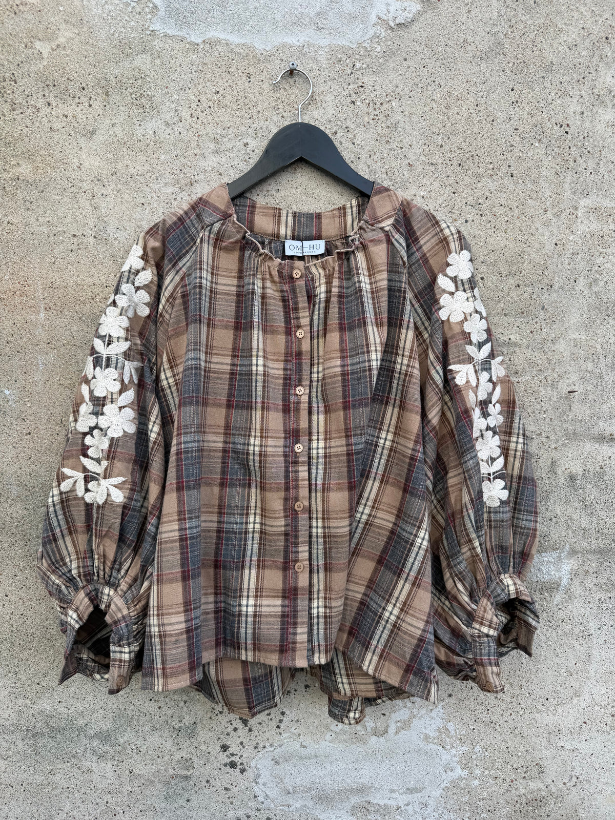 OM-HU 4822758 Missy check shirt camello