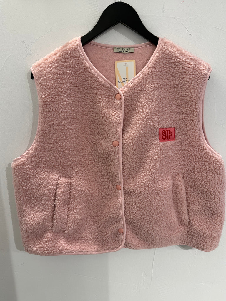 By Engbork Vildte vest duffy baby