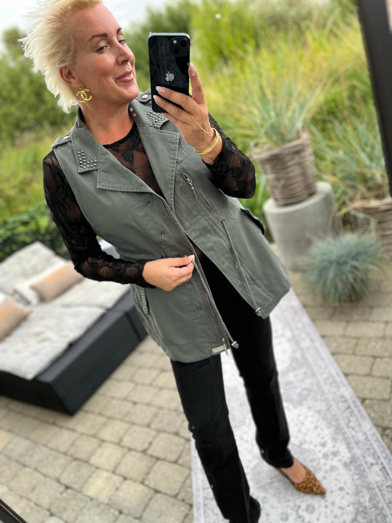 LECOCO 12743 Vega Moe vest army