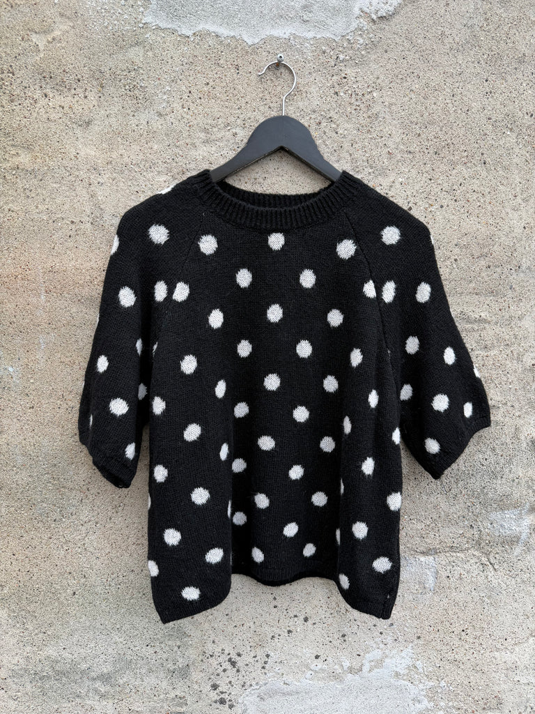 Qnuz 9221 knit blouse dots black