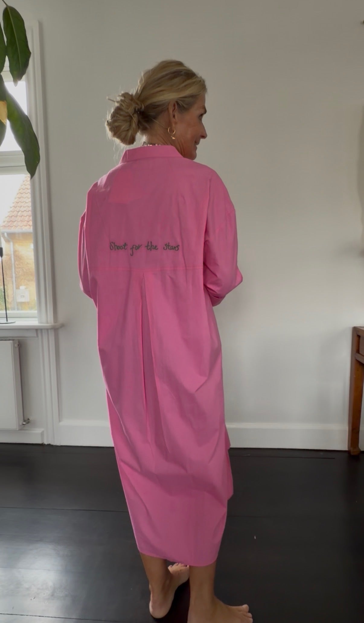 WAUW Luna dress shoot for the stars