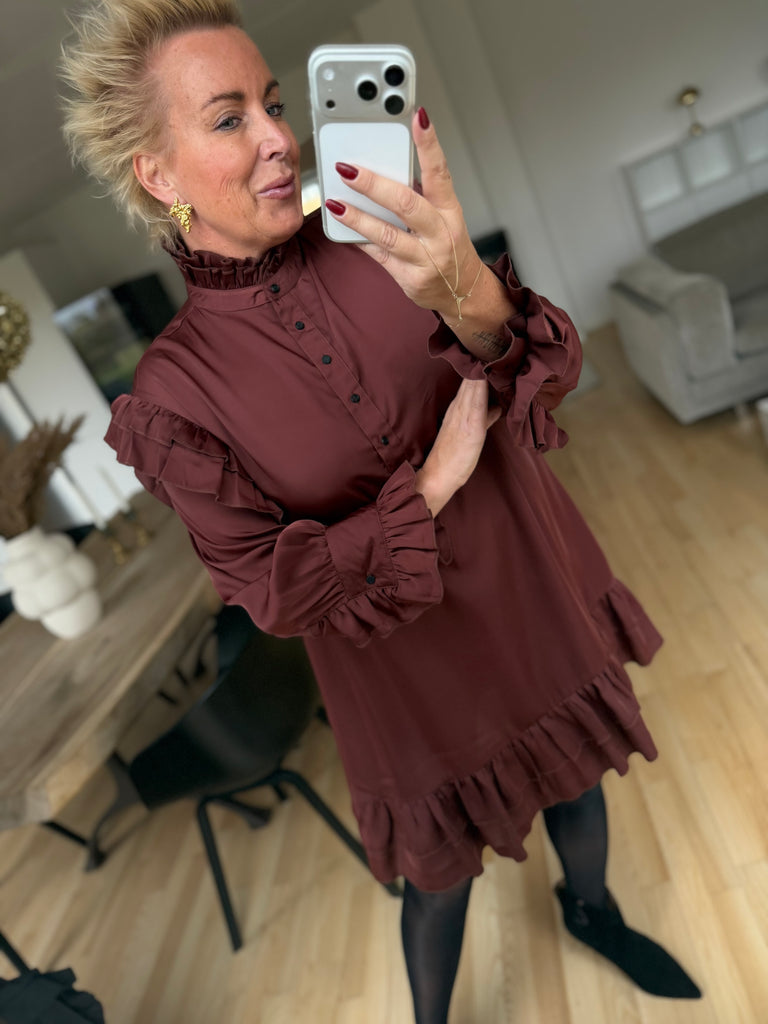 Gaspar 2510708 Jacqueline dress solid auburn