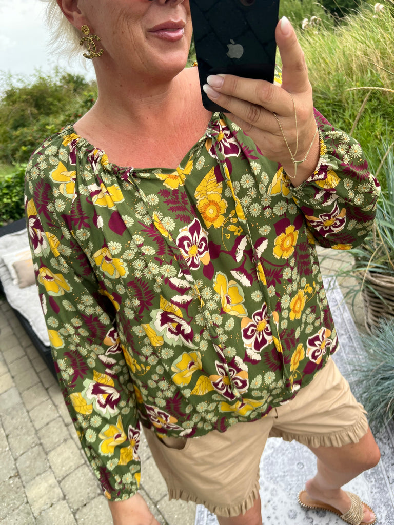 Boho Love bluse oliven