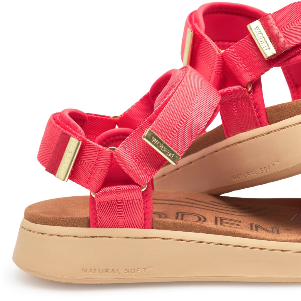 Woden WL926 Line sandal flame