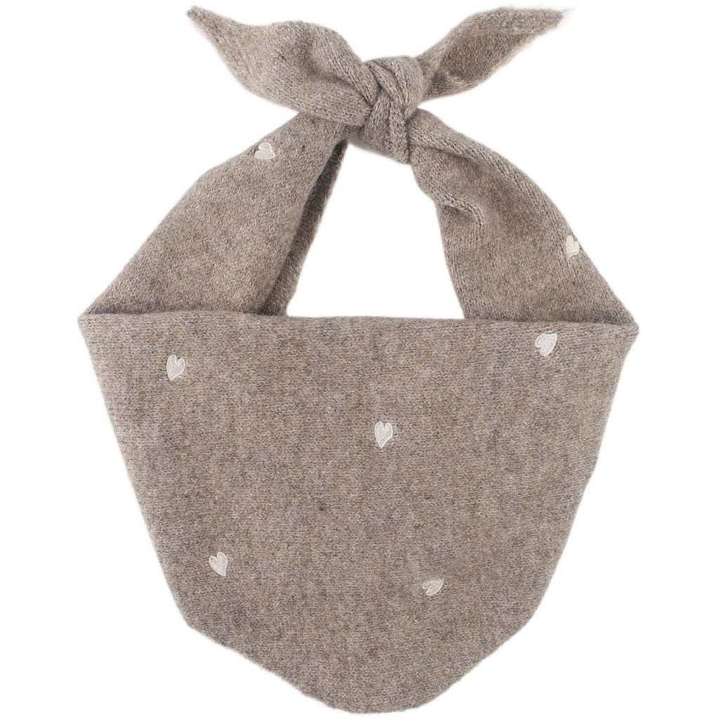 Qnuz 4936 Triangle knitted scarf hearts taupe