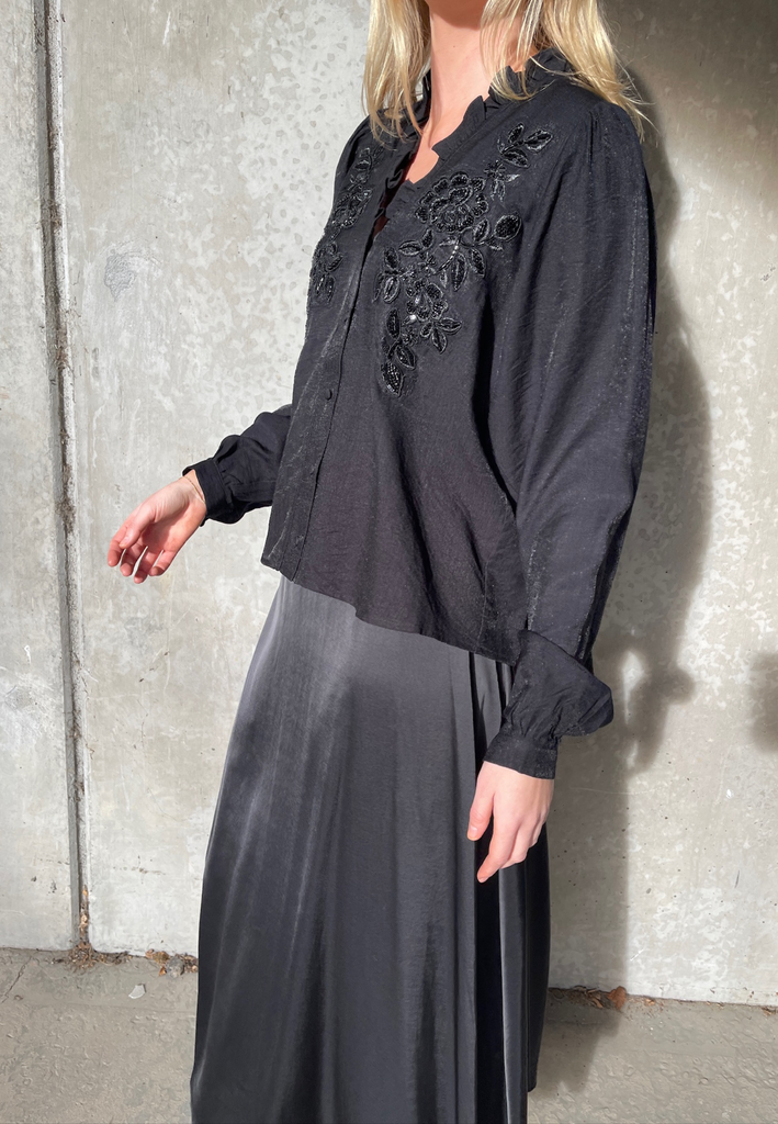 Love & Divine love1483 shirt black