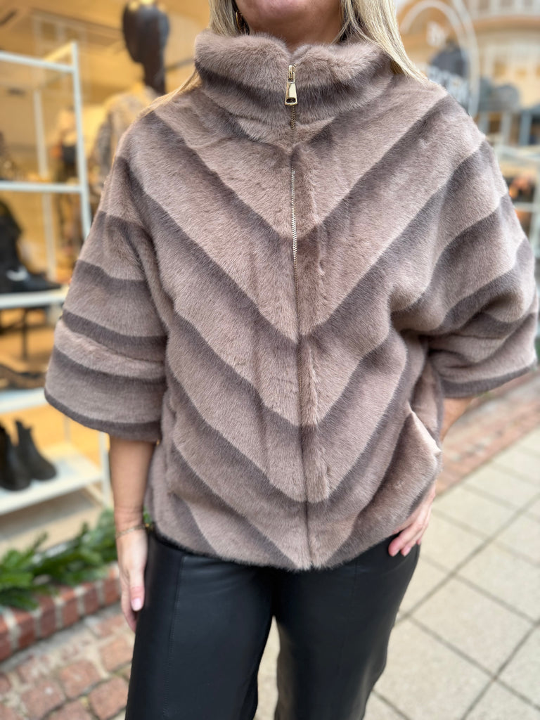 By Engbork Marilyn fake fur jakke taupe