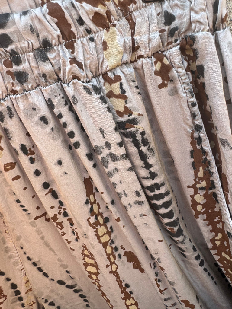 Qnuz 8716 Okada satin buks light