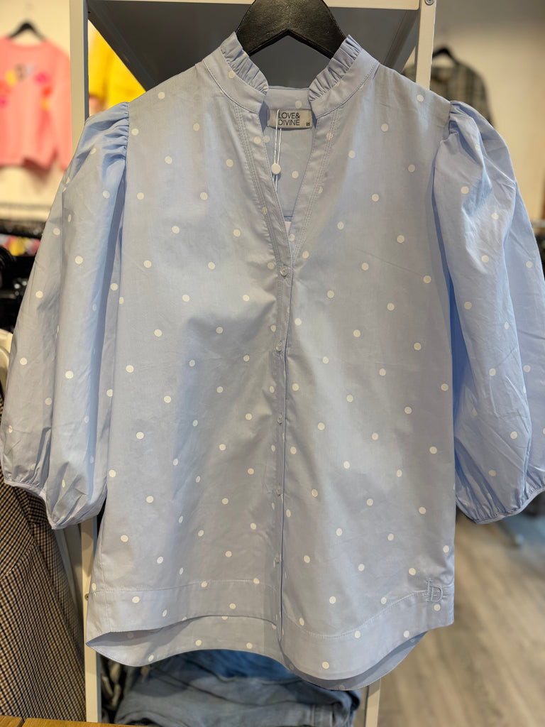 Love & Divine love1532 shirt dot sky