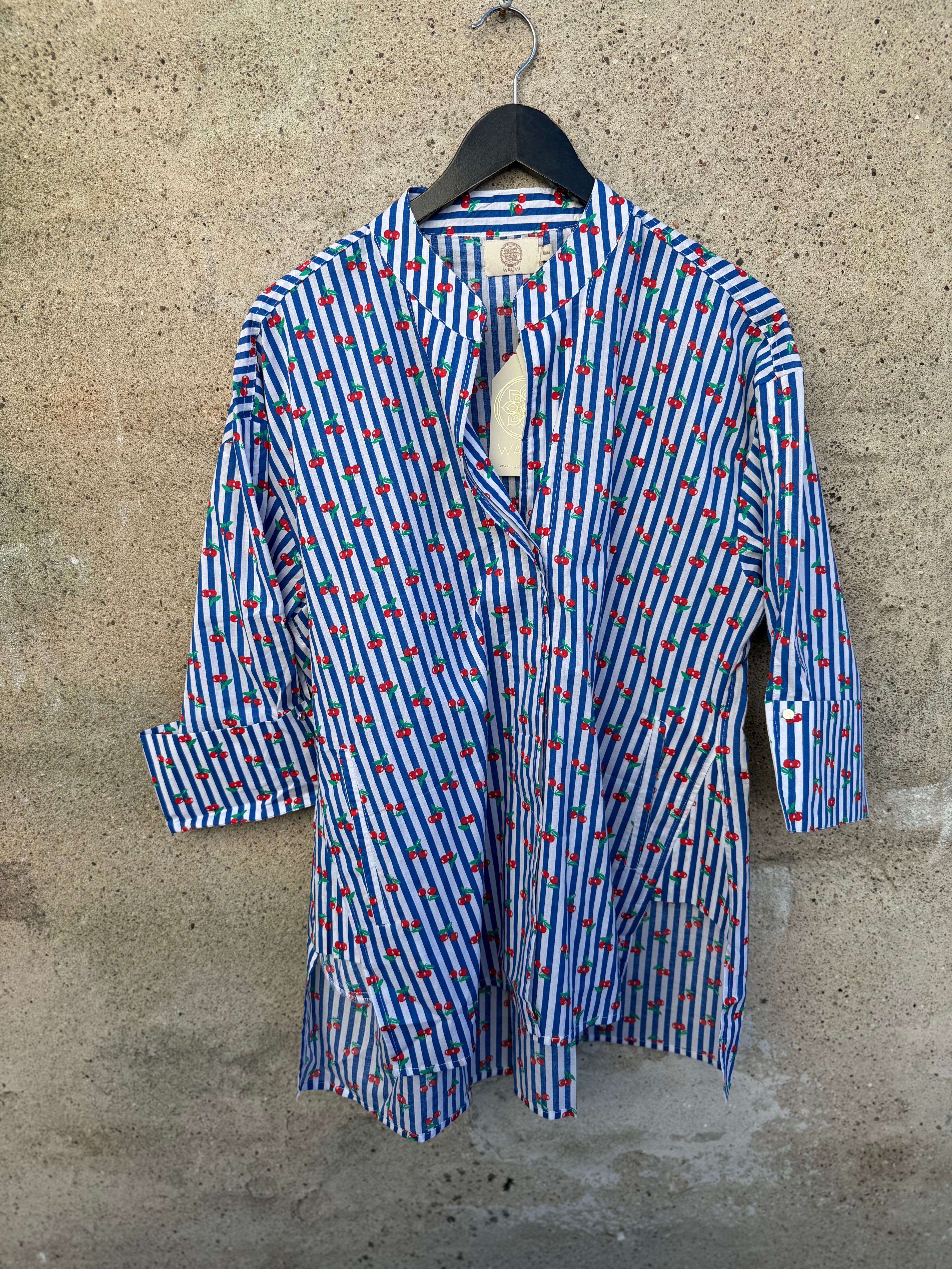WAUW Luna shirt stripes and Cherry blue stripes