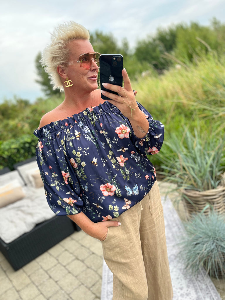 Design By Laerke Elisabeth bluse flower navy