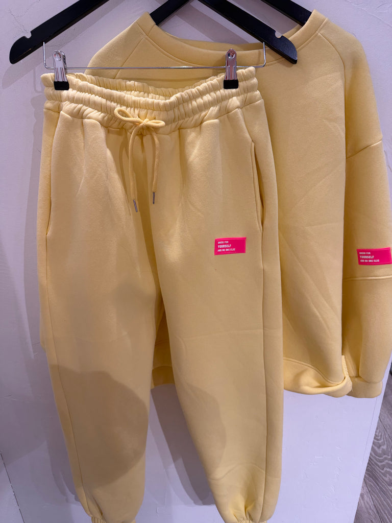 By Engbork Diddi sweat bluse&buks yellow