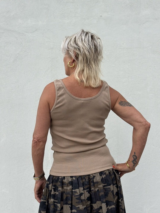Gaspar 2607300 Osaka rib tanktop dark sand