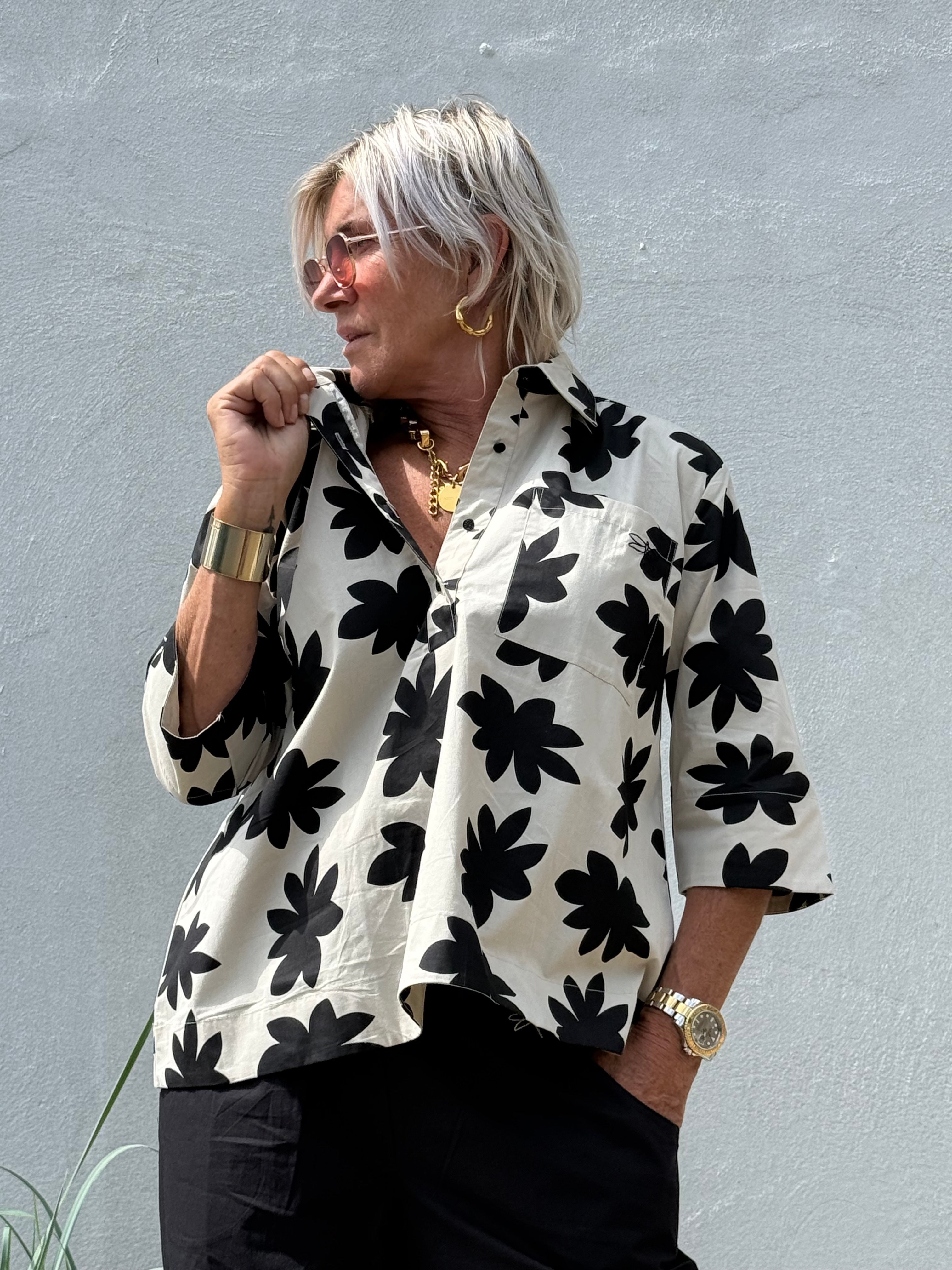 Gaspar 2607317 Porto blouse big flower black