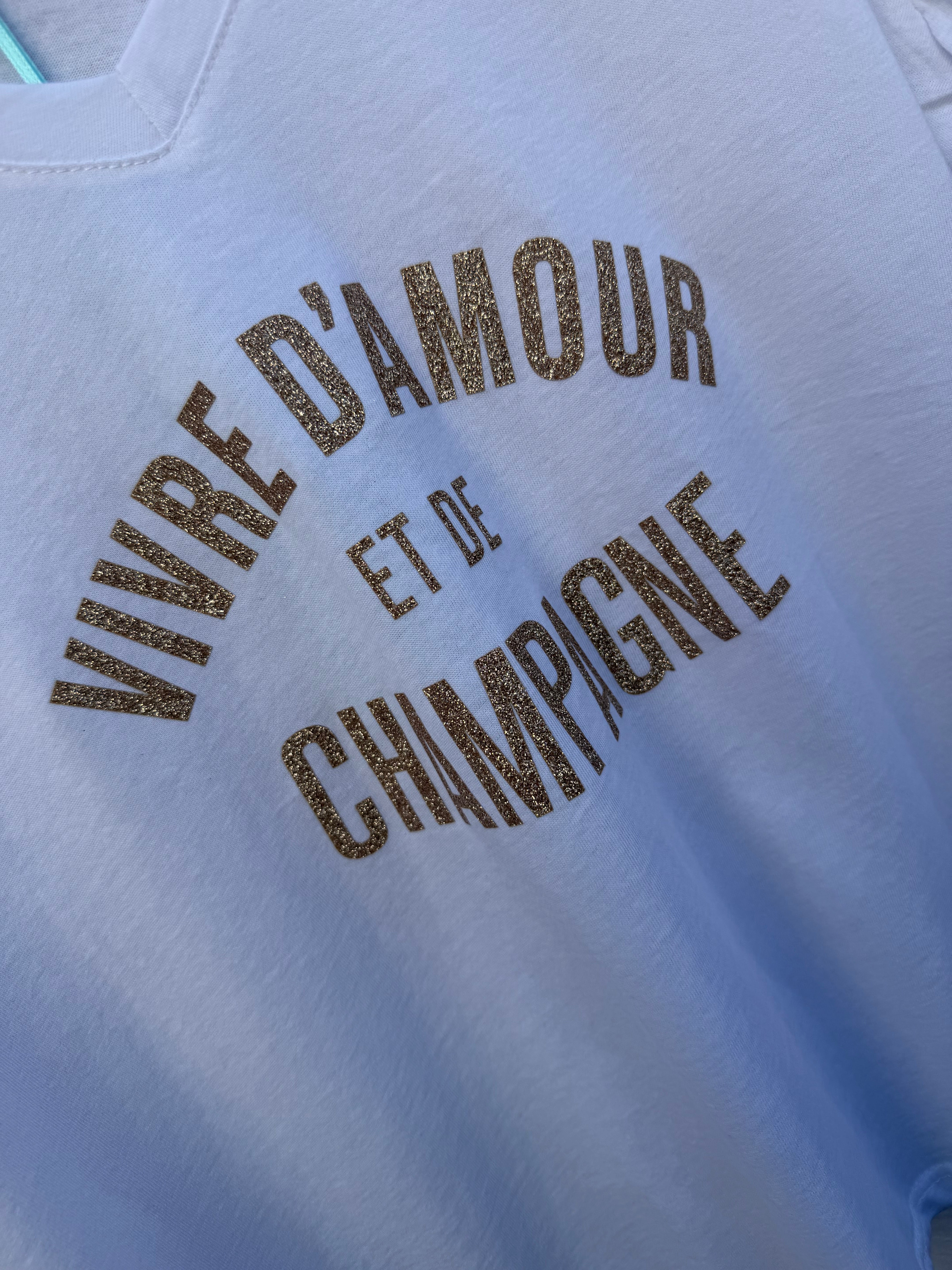 Champagne T-shirt gold white