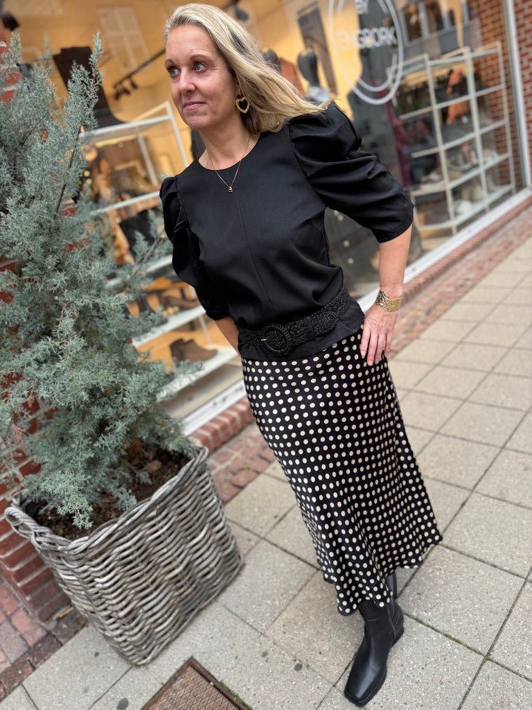 Qnuz 9207 satin skirt big dots black