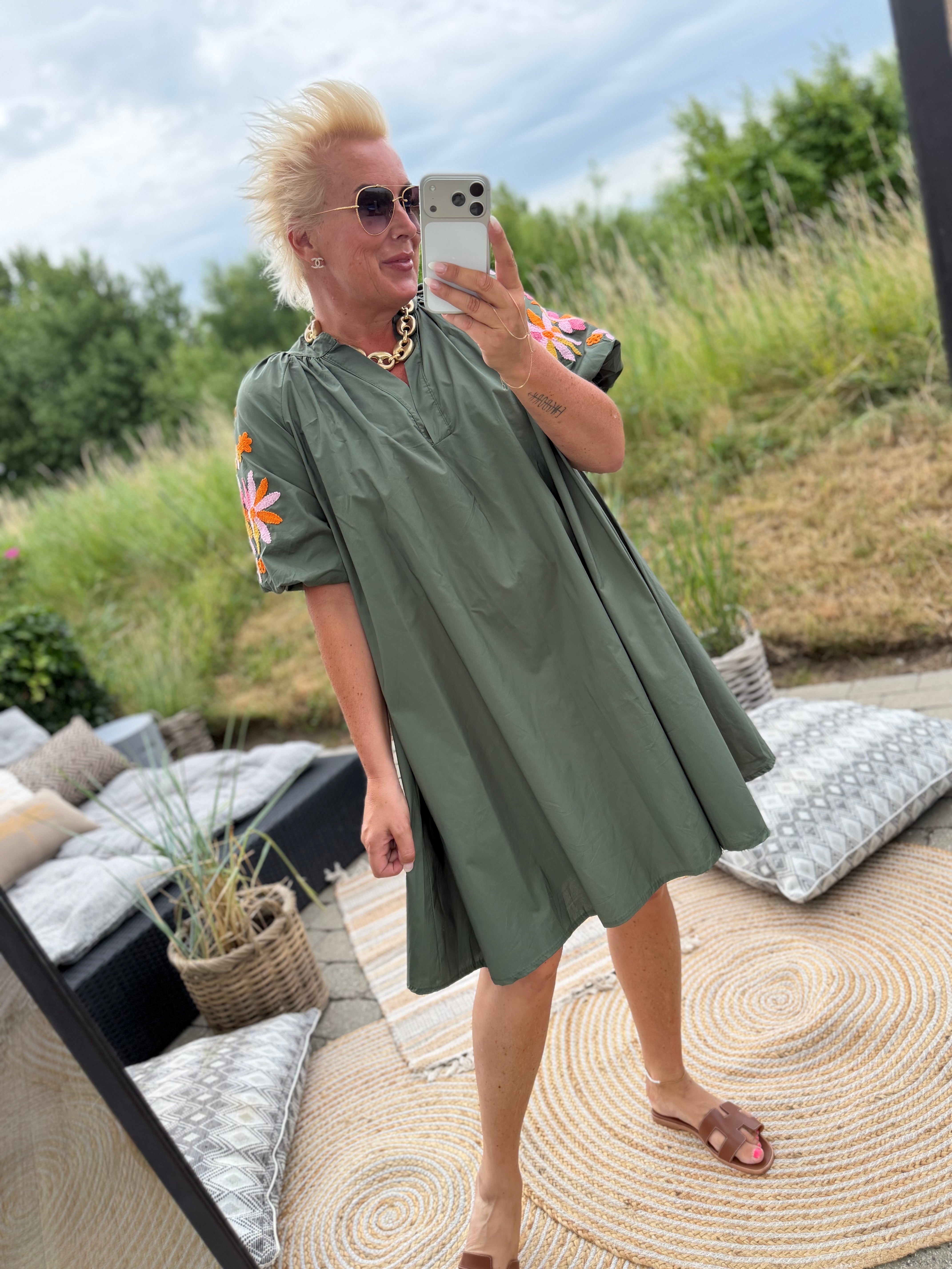 Boho Love B1402 dress army