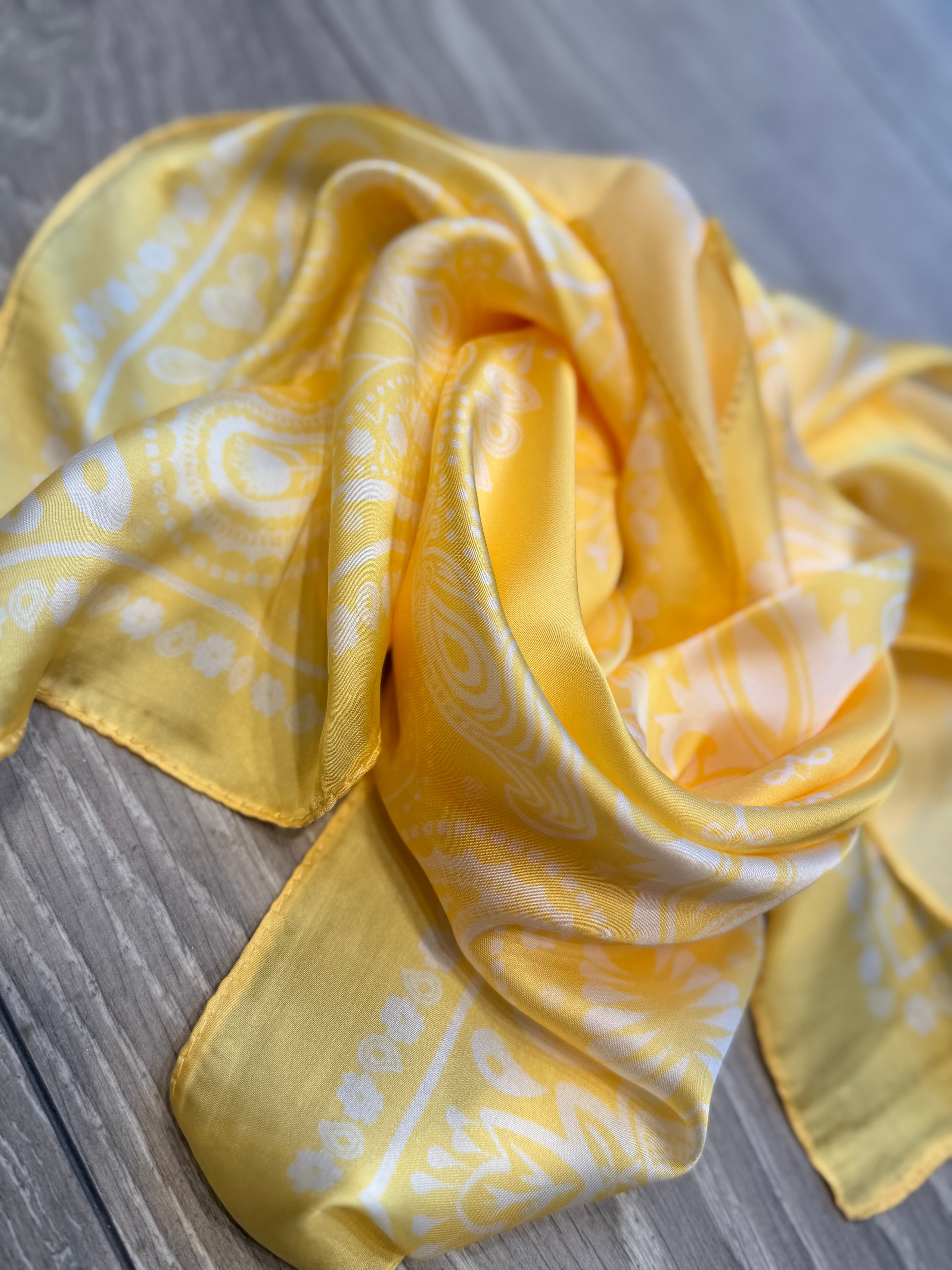 By Engbork Bandana satin scarf yellow