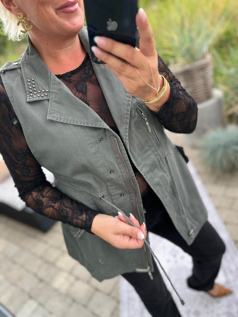 LECOCO 12743 Vega Moe vest army