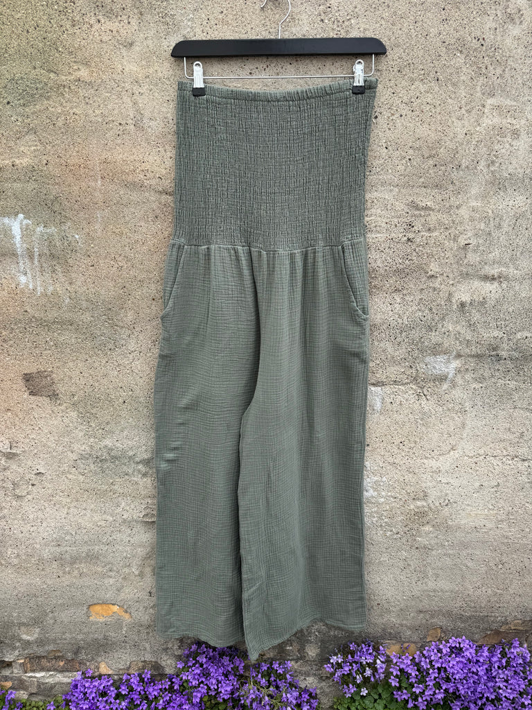 By Engbork Bali jumpsuit army