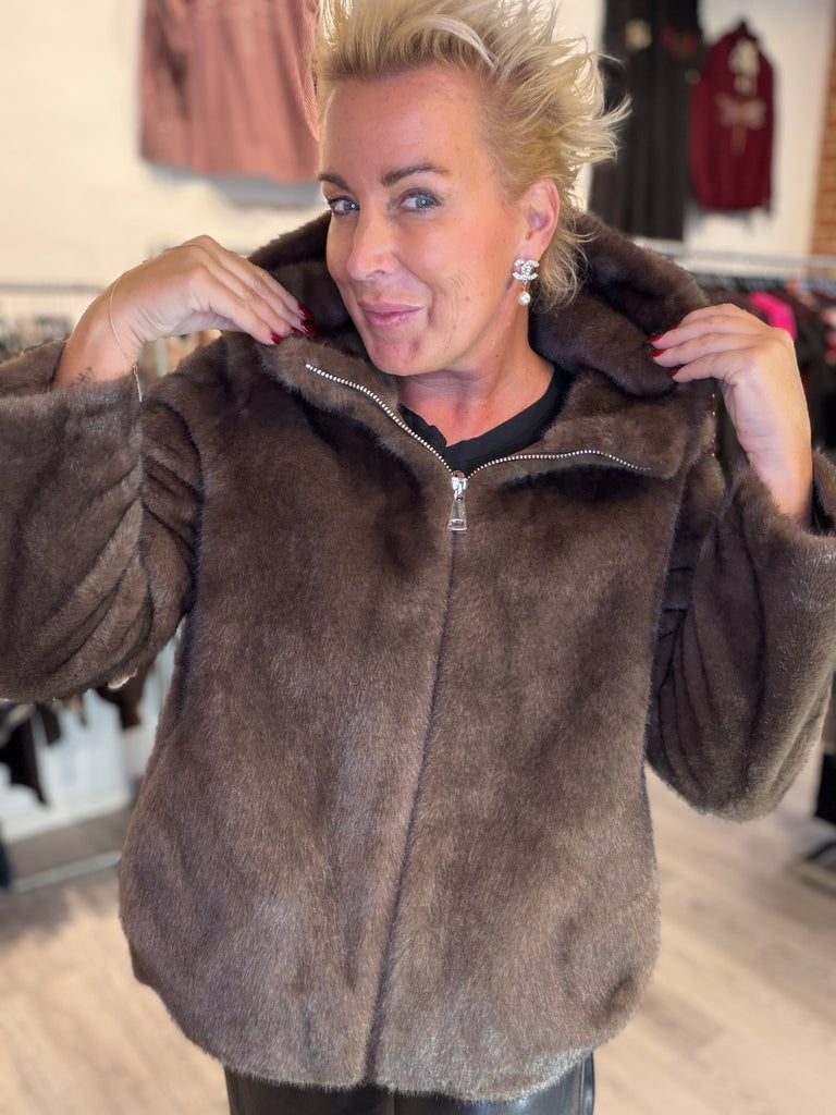 By Engbork Norma faux fur brown