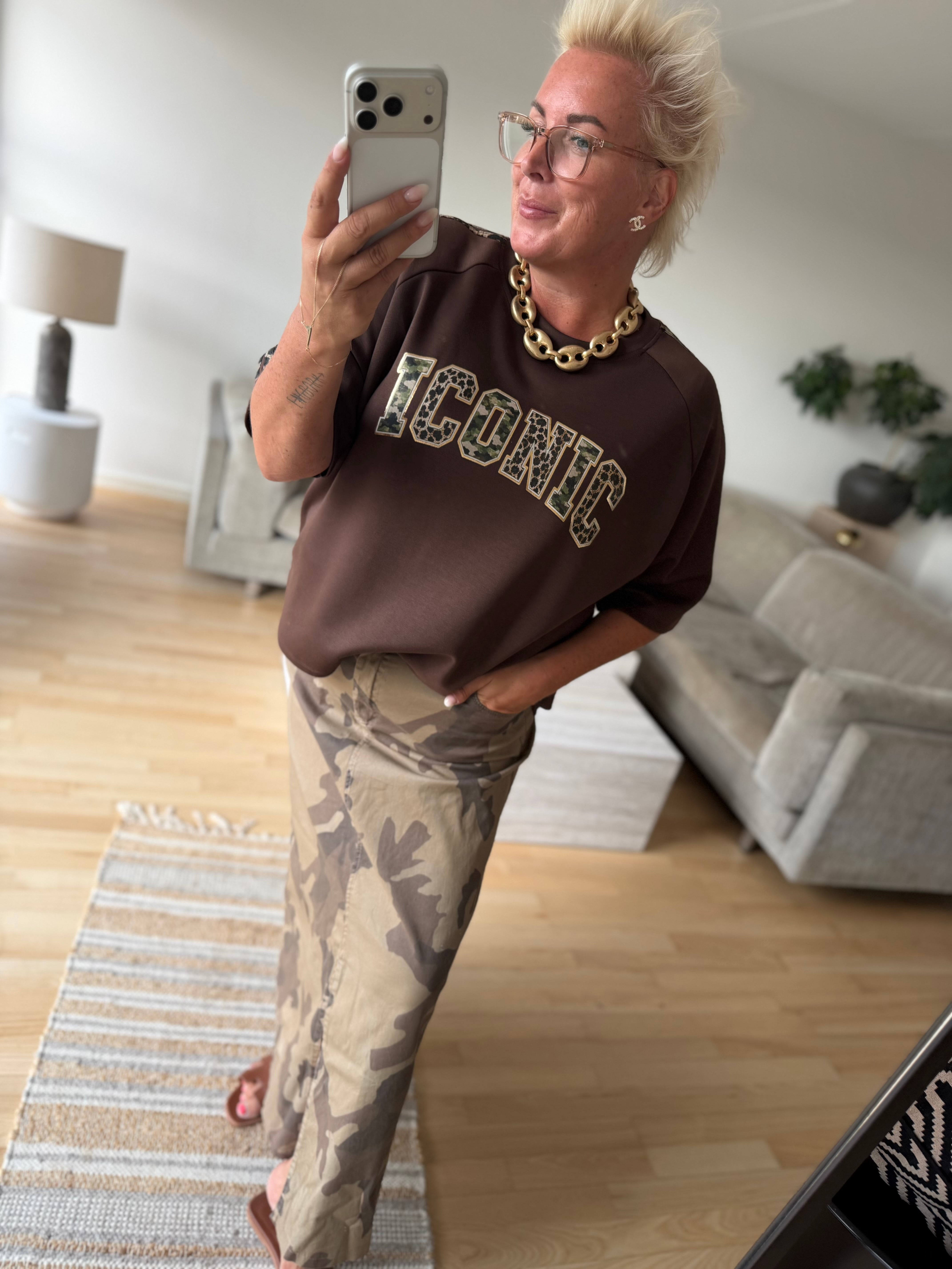 Iconic blouse brown