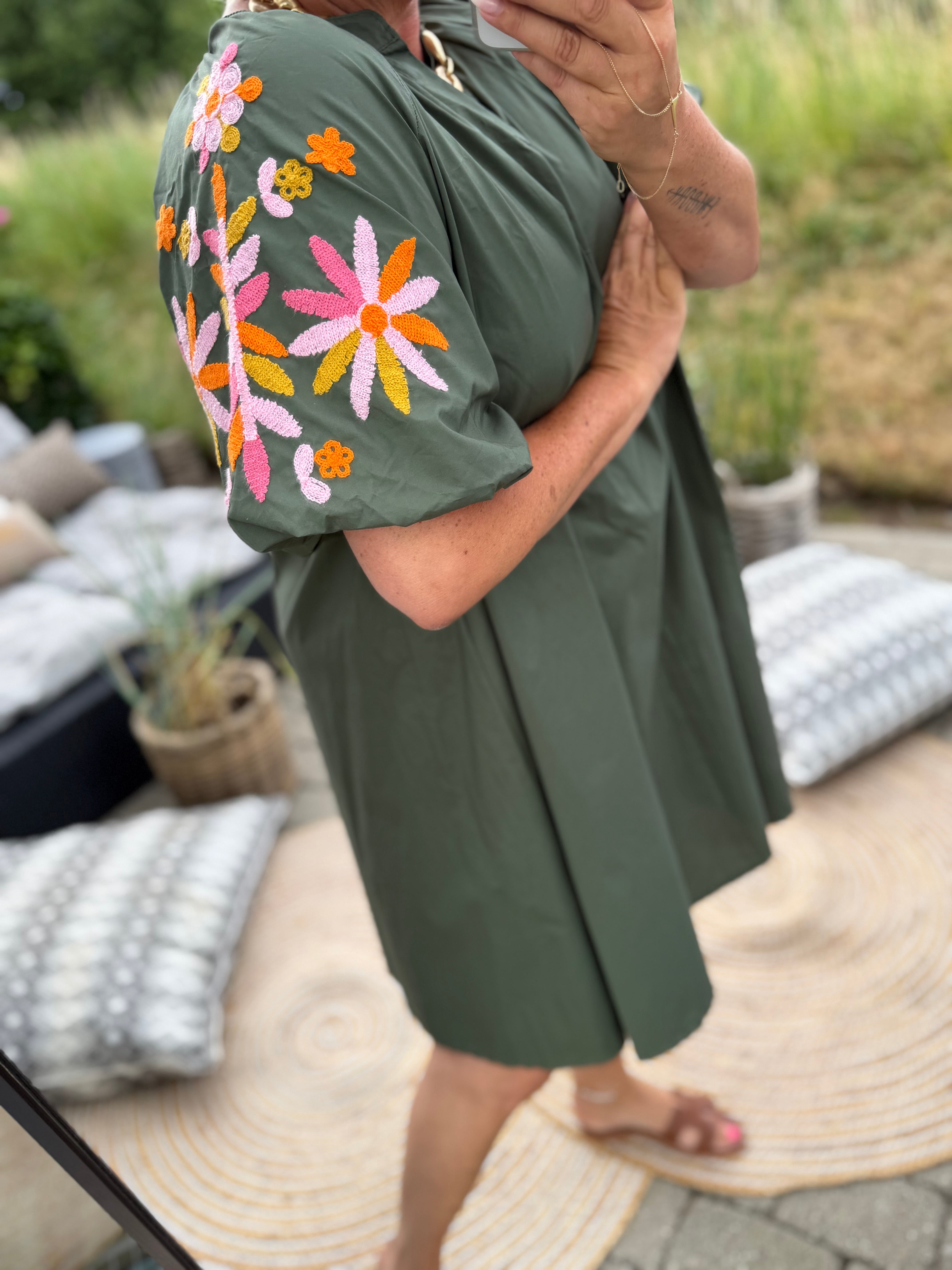 Boho Love B1402 dress army