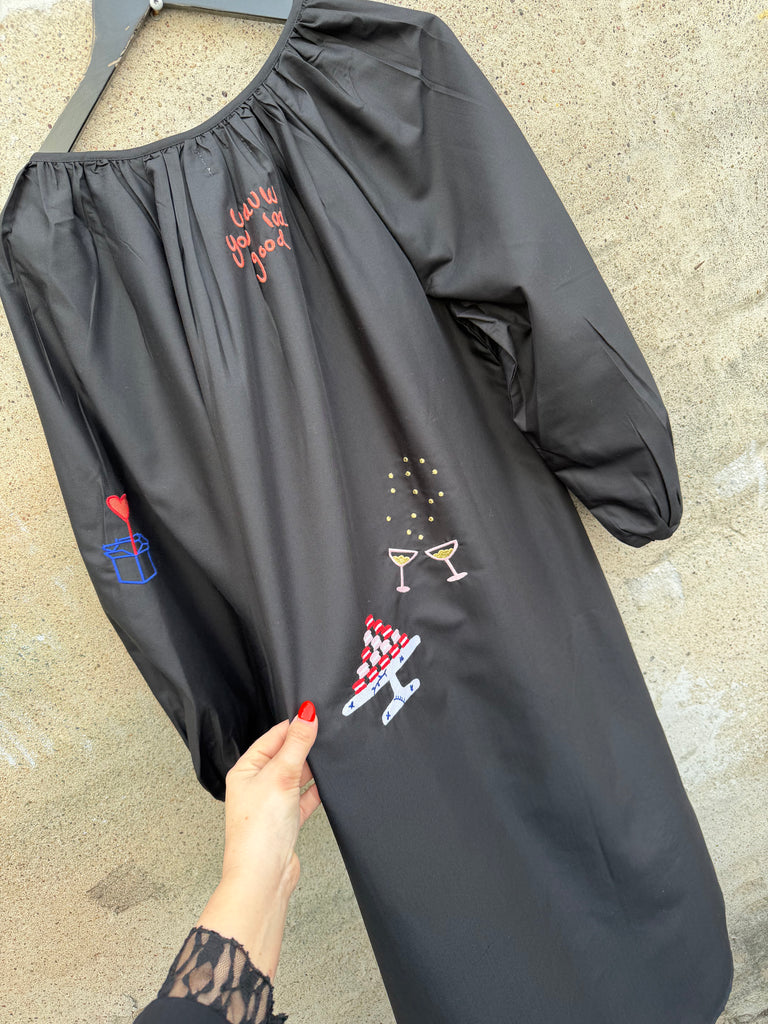 WAUW The Champagne dress black