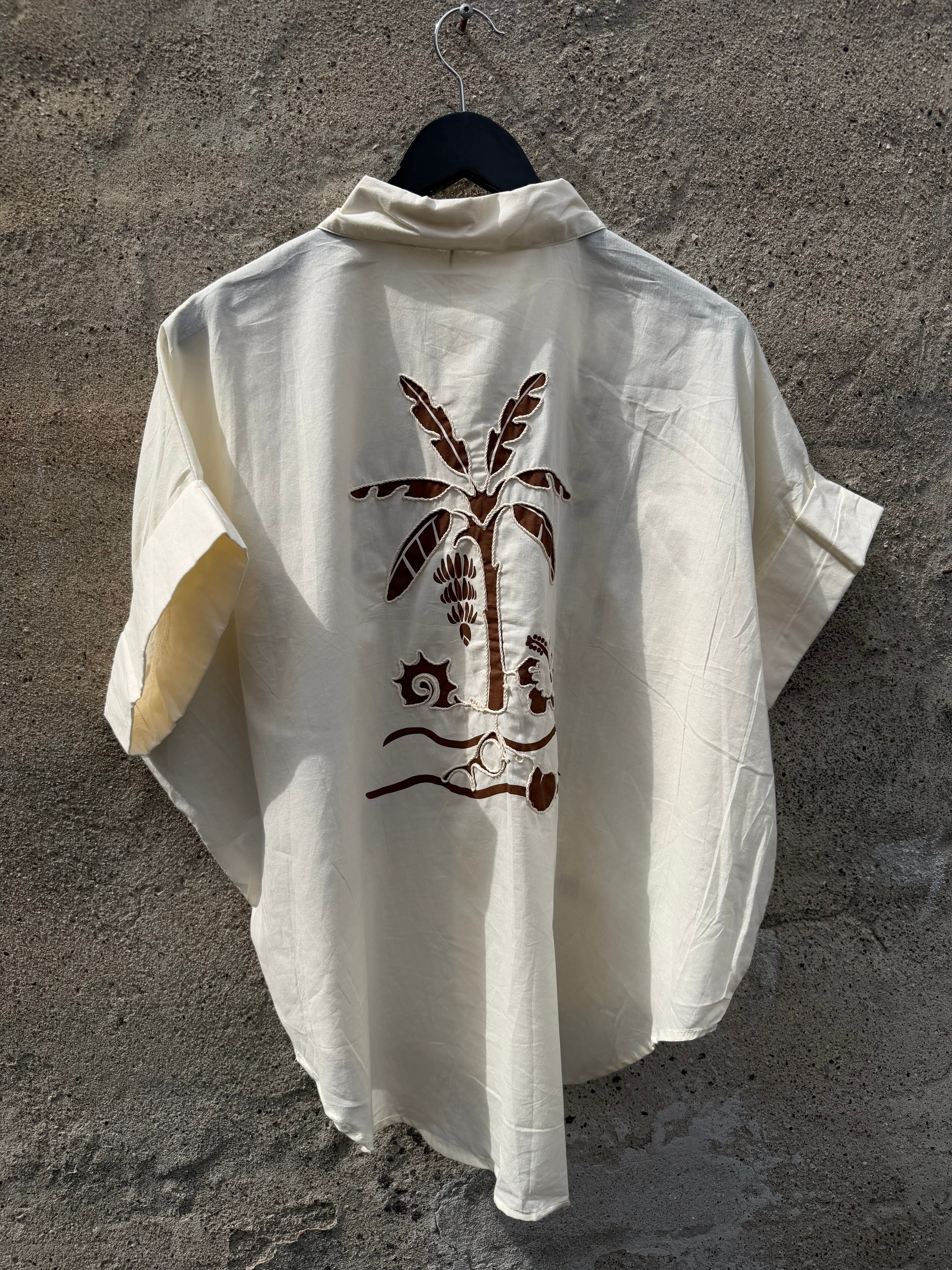Calo shirt embrodery off white