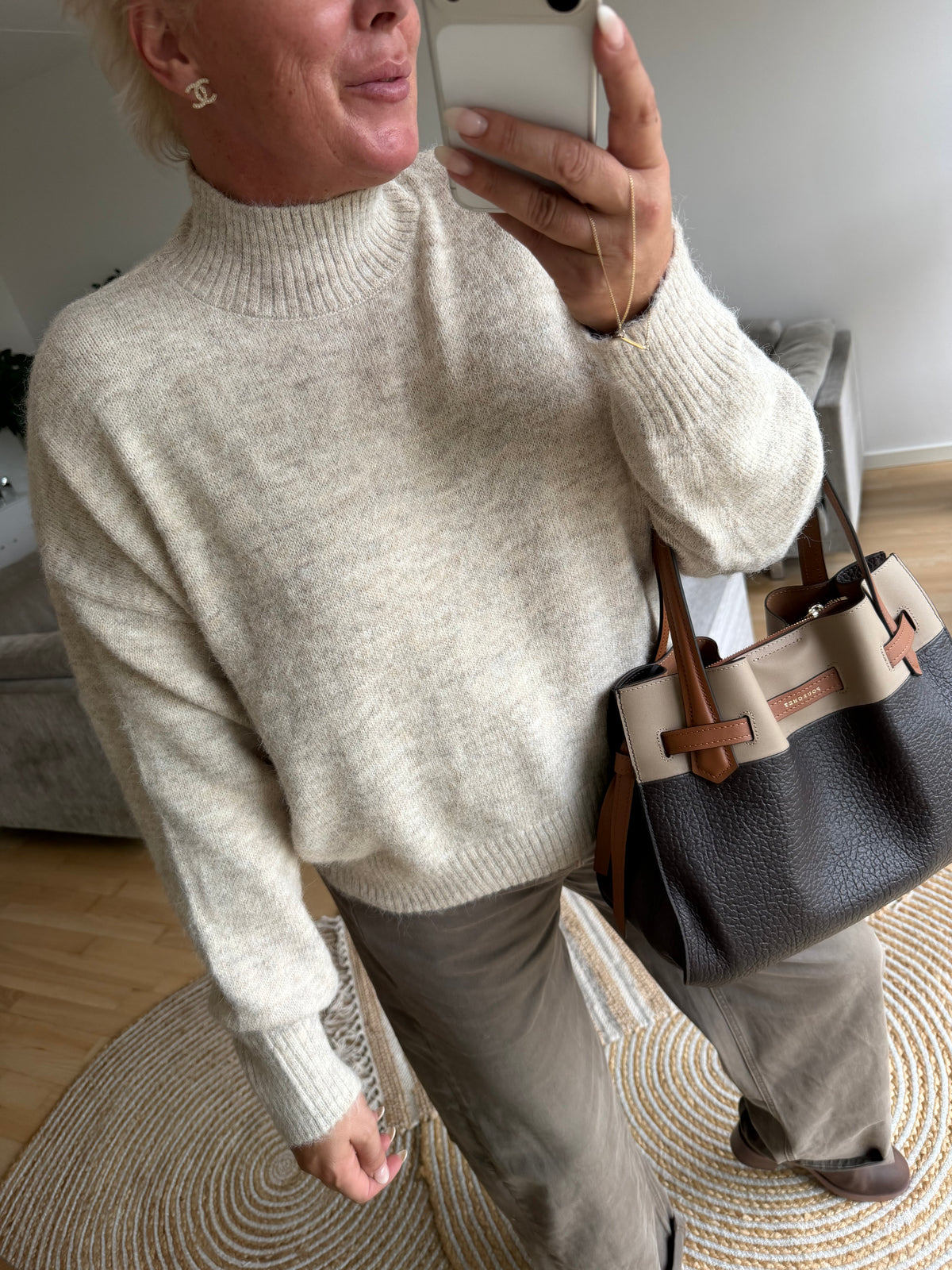 Malua strik high neck melange sand