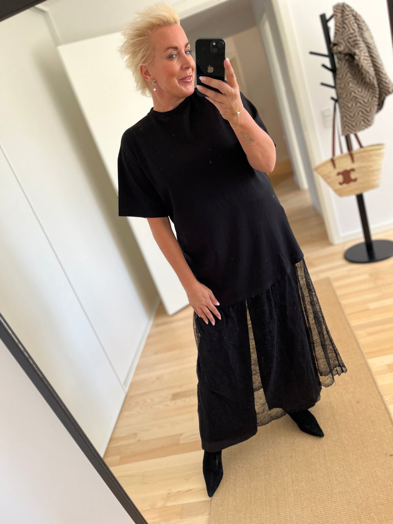 Love & Divine love 1447 T-shirt dress black