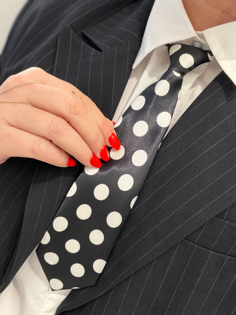 By Engbork slips black big dot