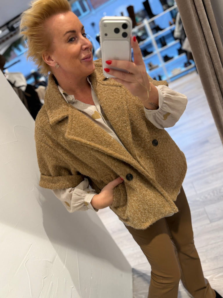 By Engbork Edith jakke SS camel