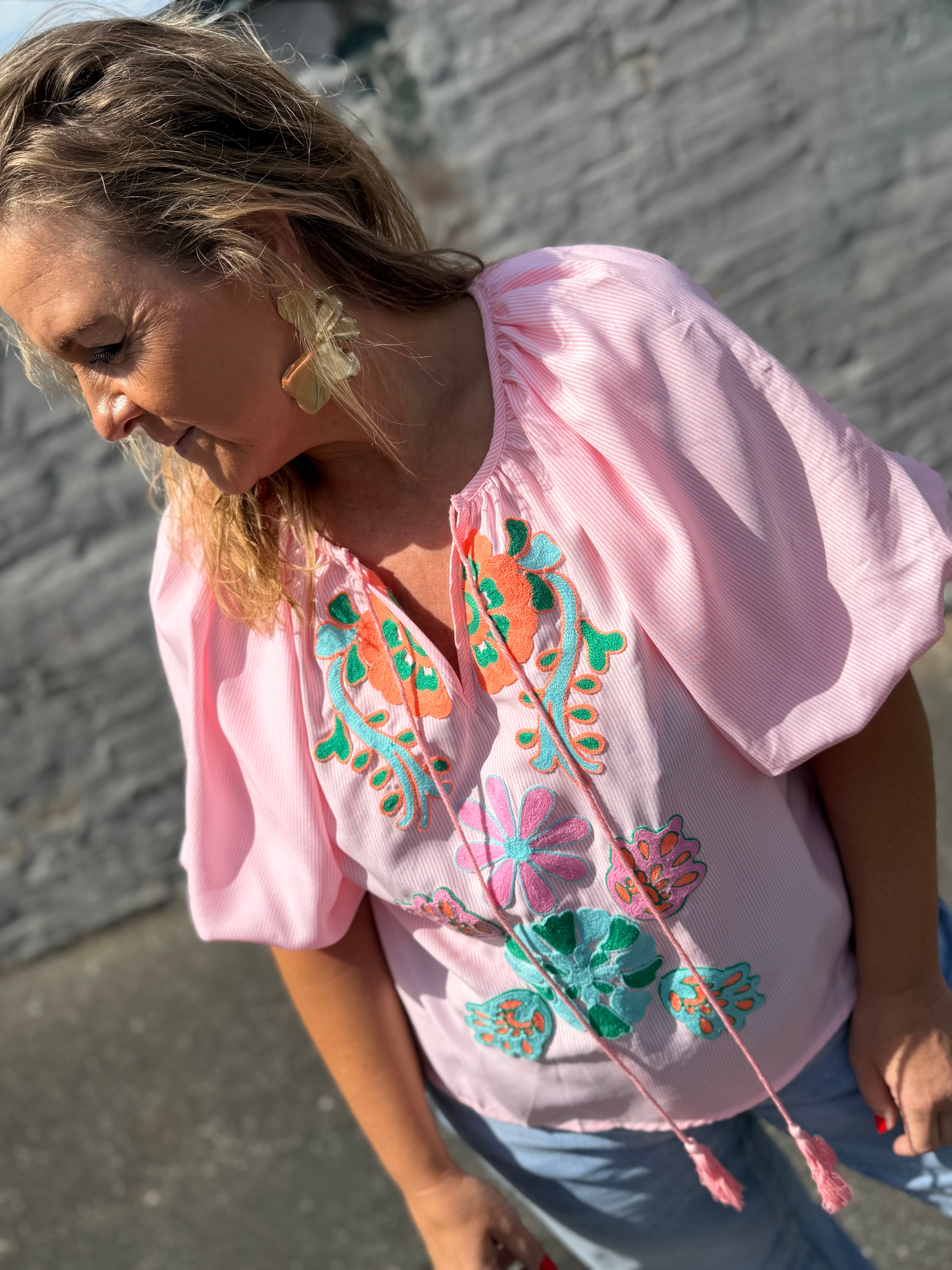 Qnuz 9396 Boheme shirt embrodery rosa