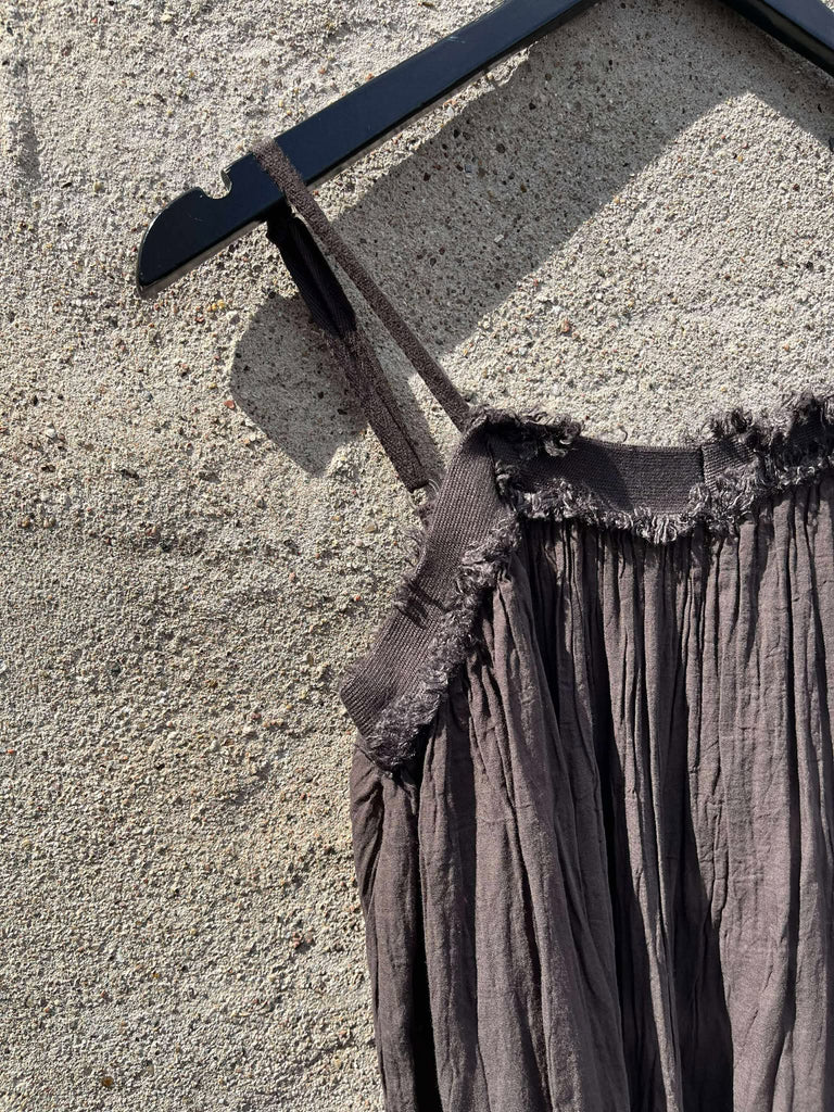 By Engbork Sanna strop kjole brown