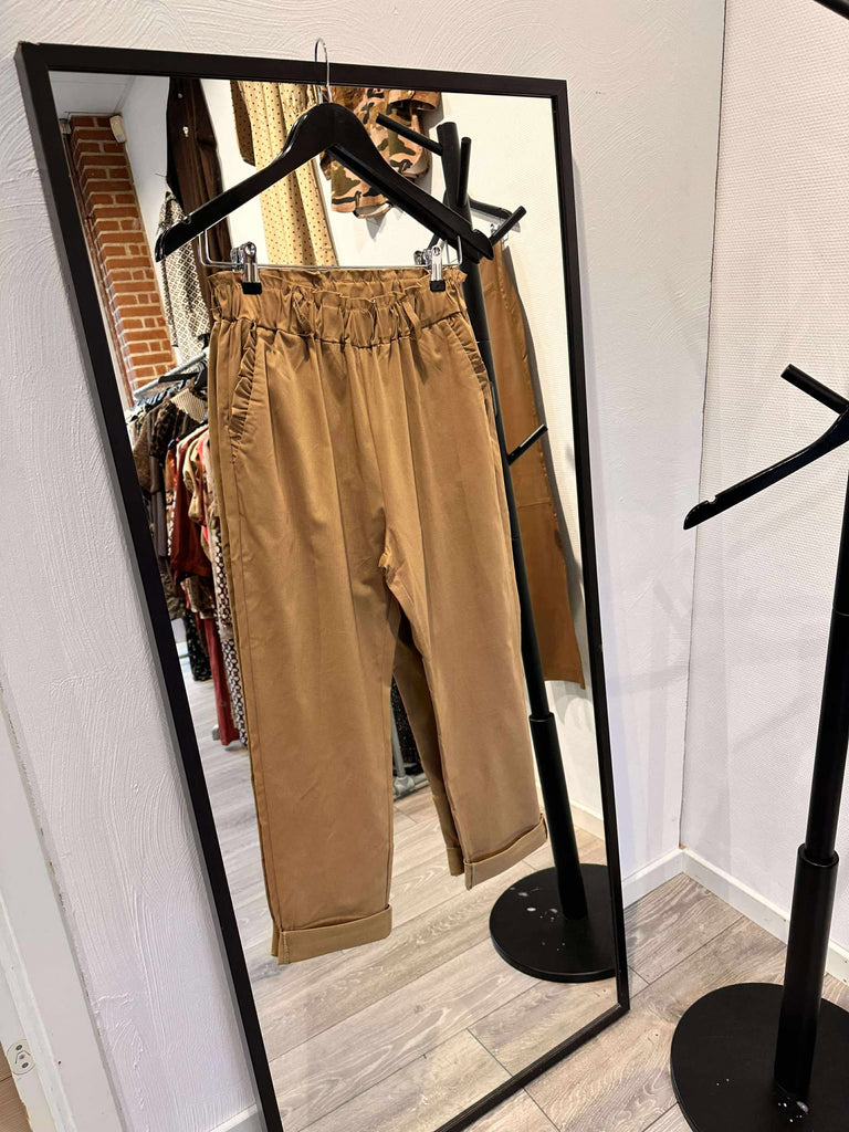 Qnuz 8406 Maeda bukser camel