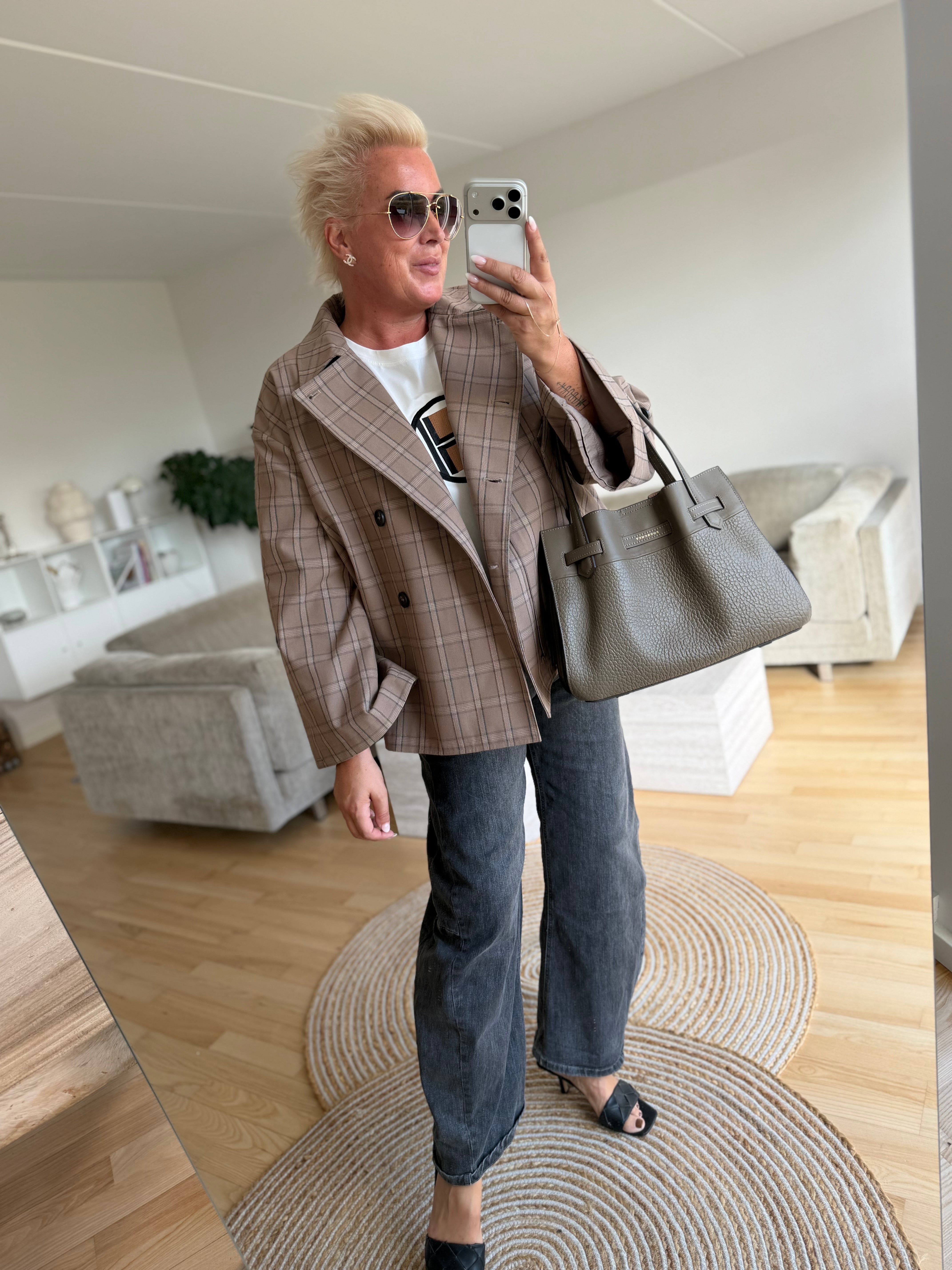 Sofie Schnoor SNOS767 Agatha check jacket light brown