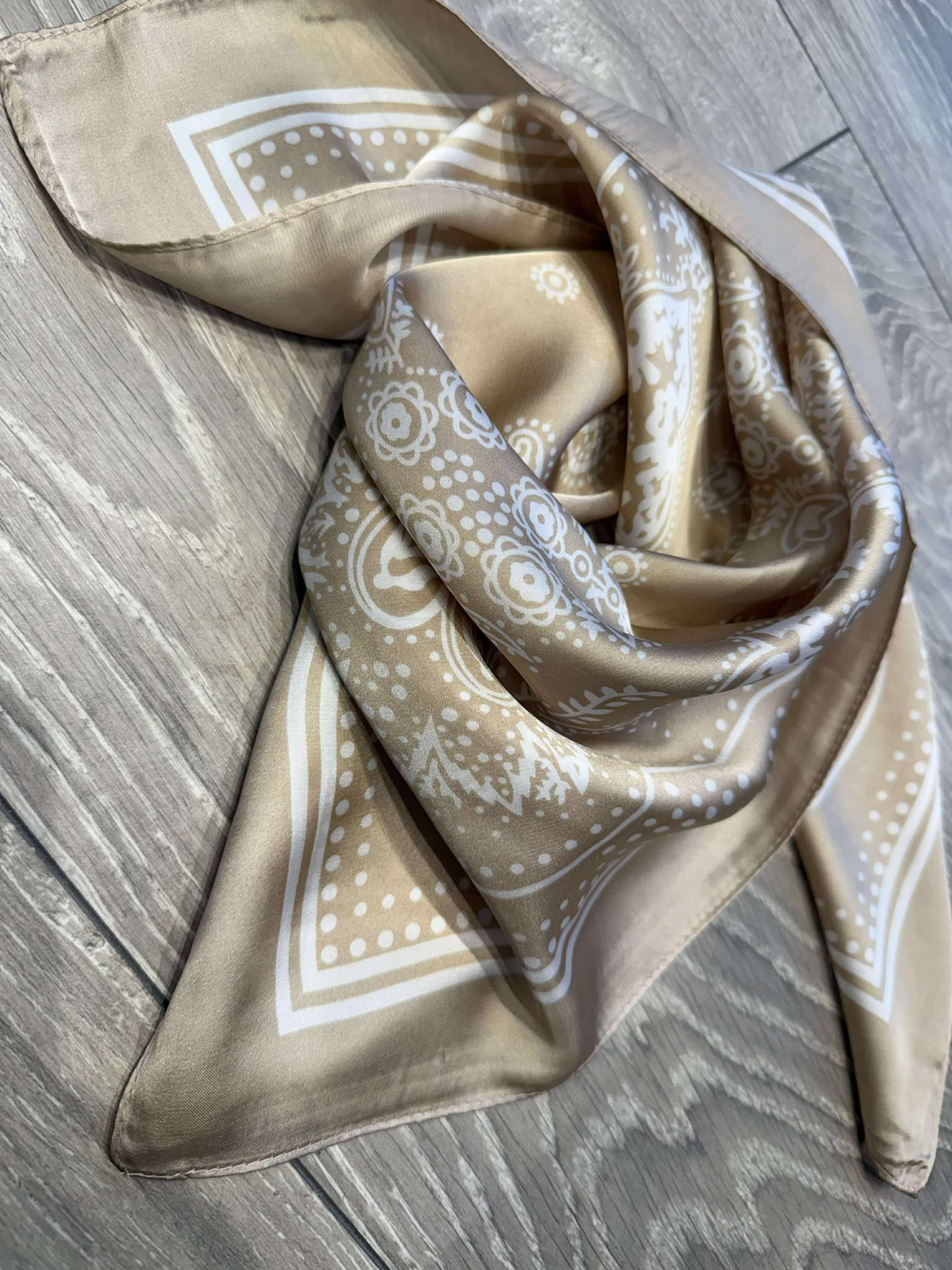 By Engbork Bandana satin scarf sand