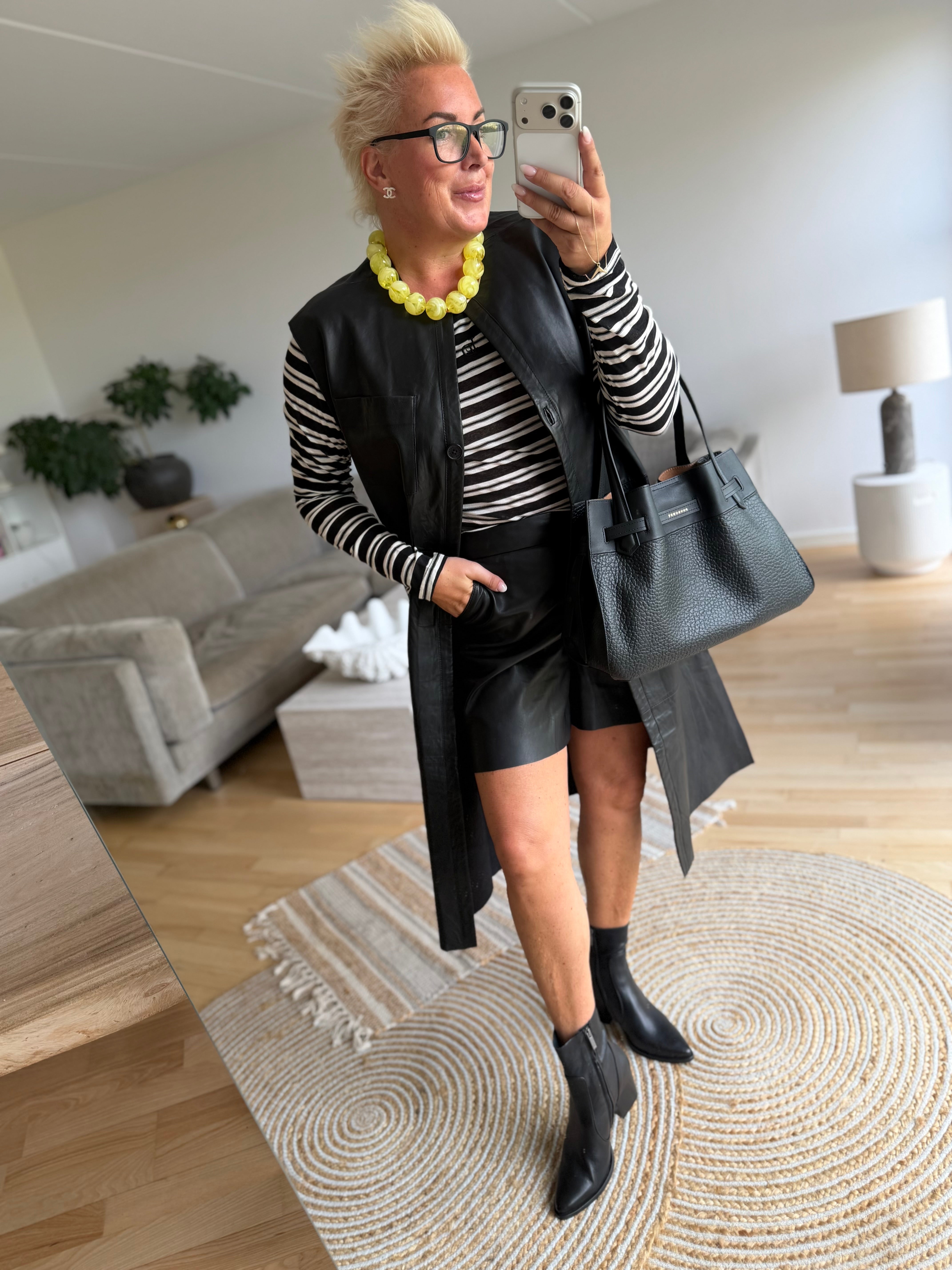 Depeche 51470 leather Eliza long vest black