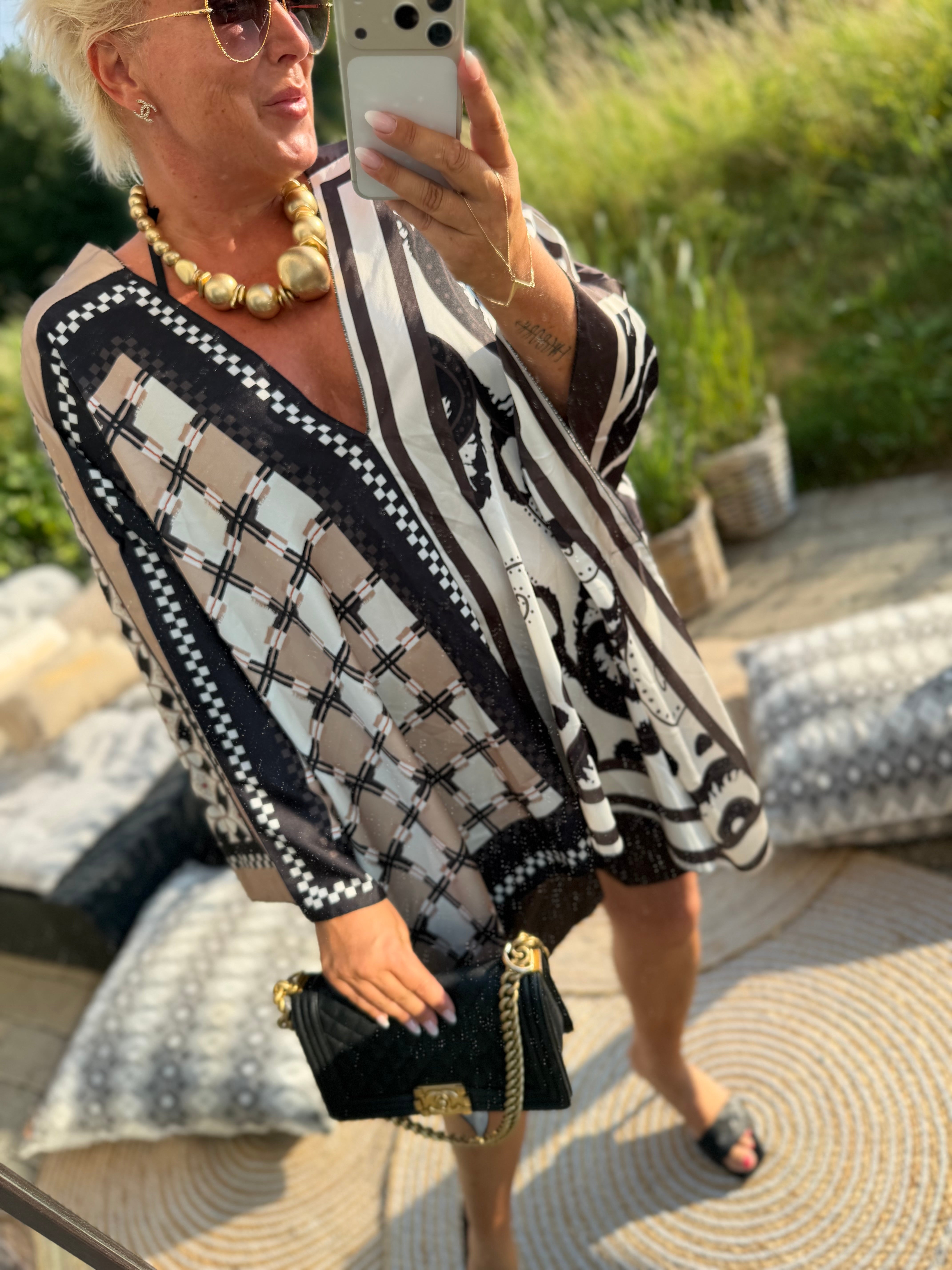 Marrakesh summer poncho black