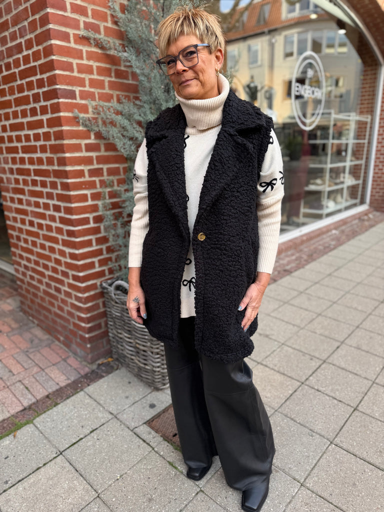 Boho Love B1184 Lang teddy vest black