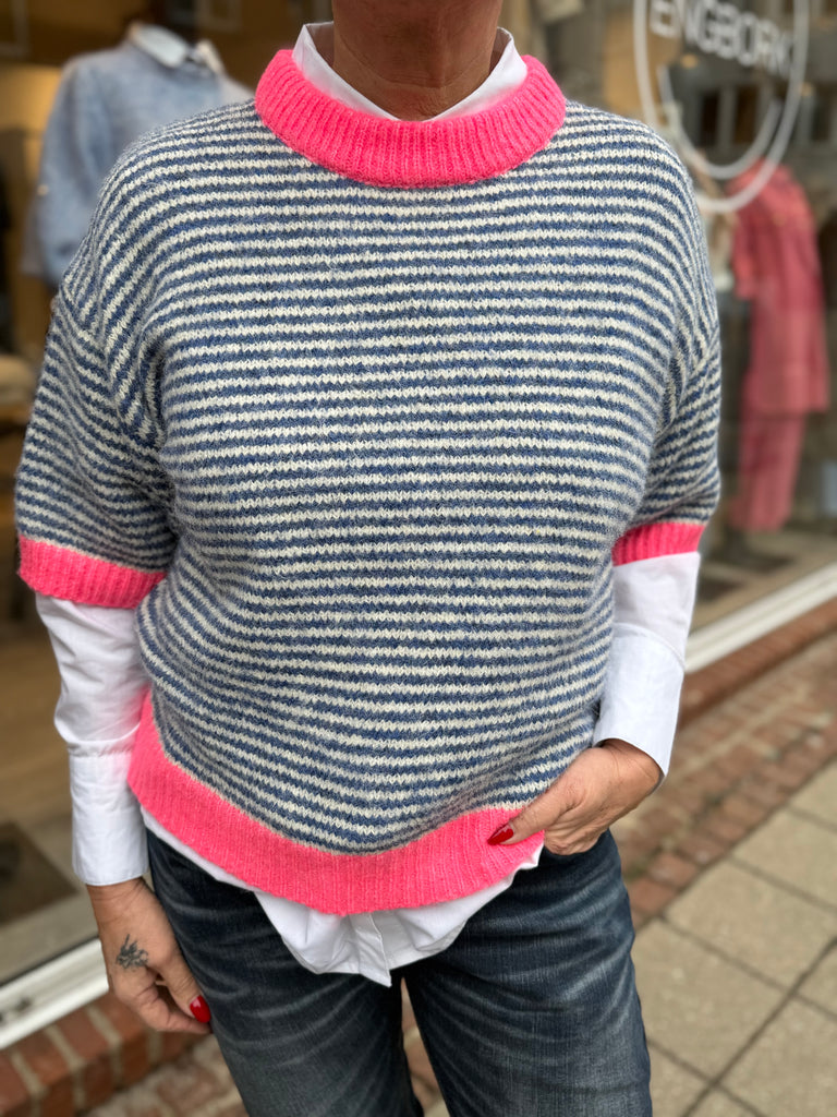 By Engbork hana strik stripe