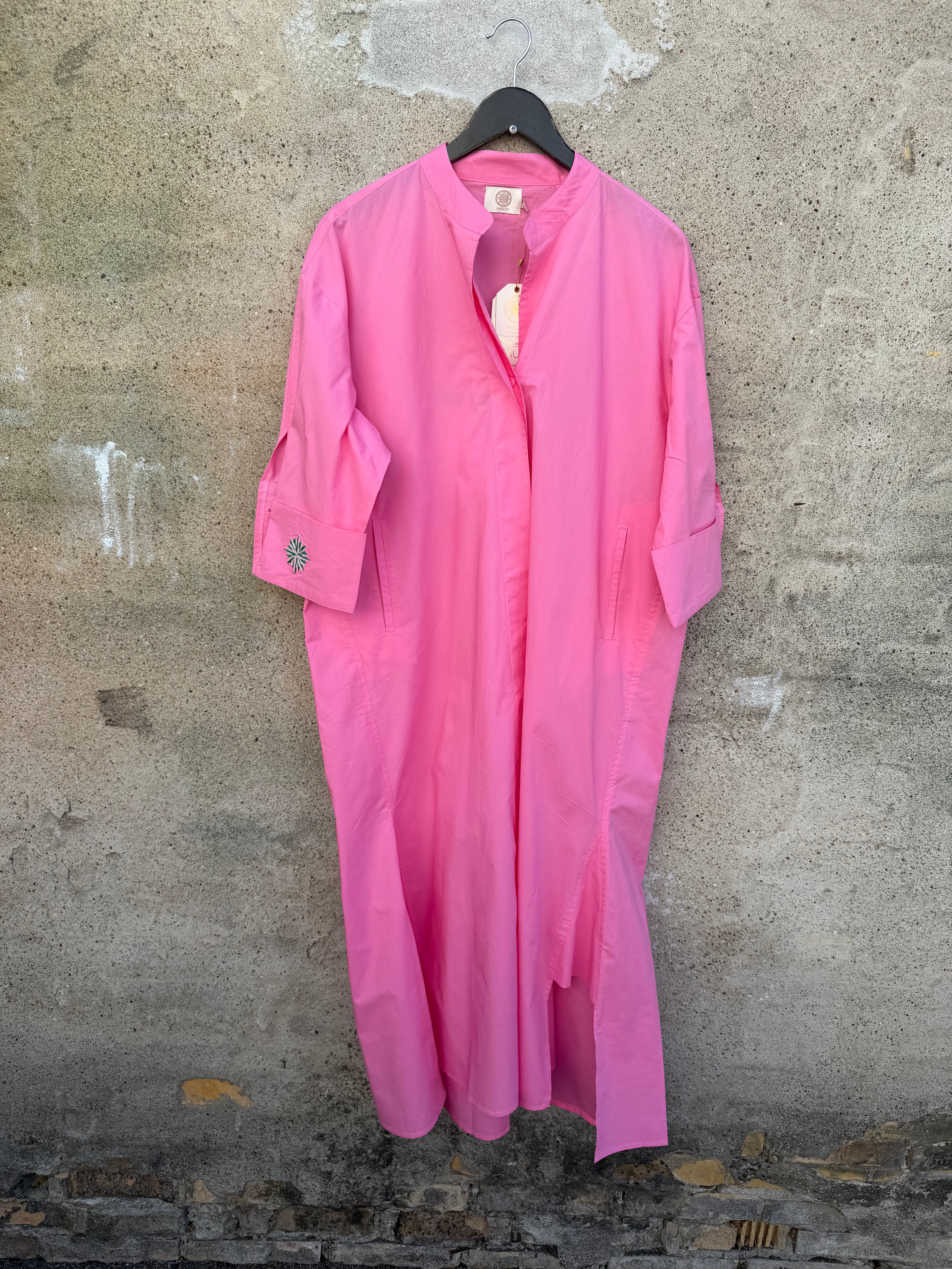 WAUW Luna dress shoot for the stars