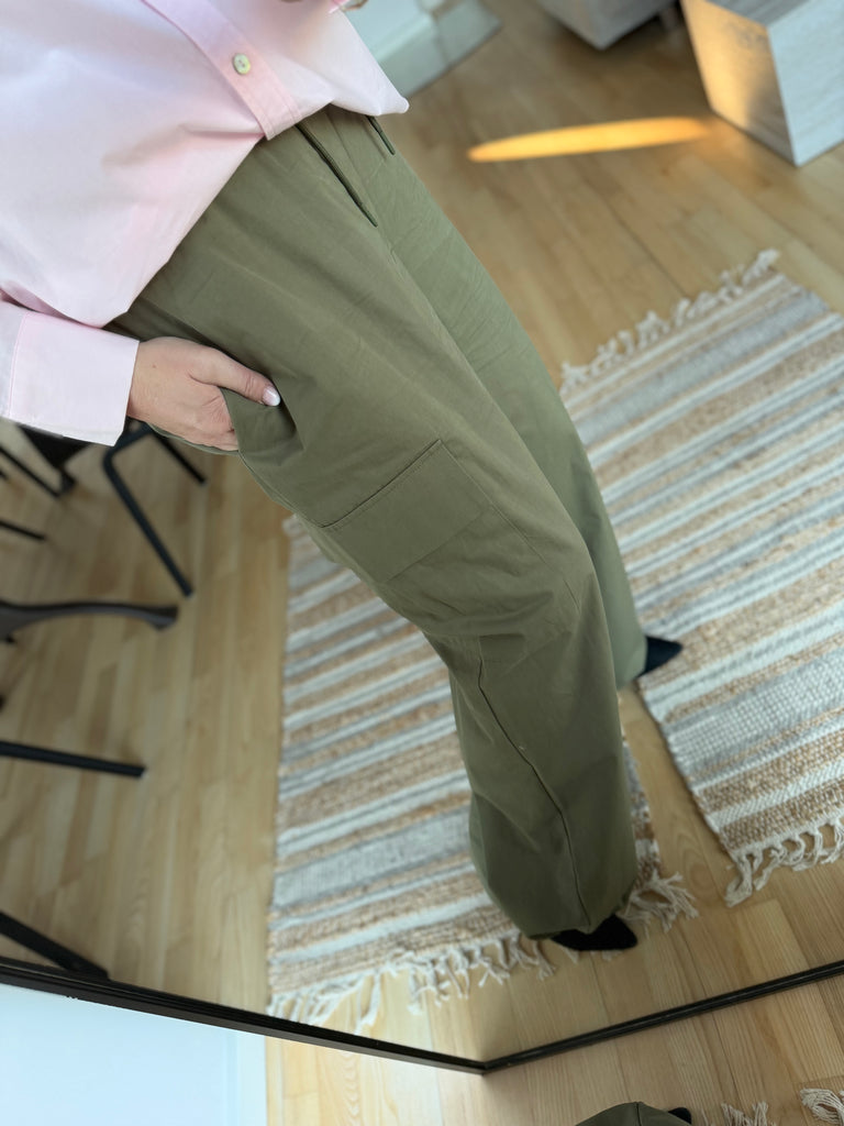 Love & Divine love1465 bukser cargo olive