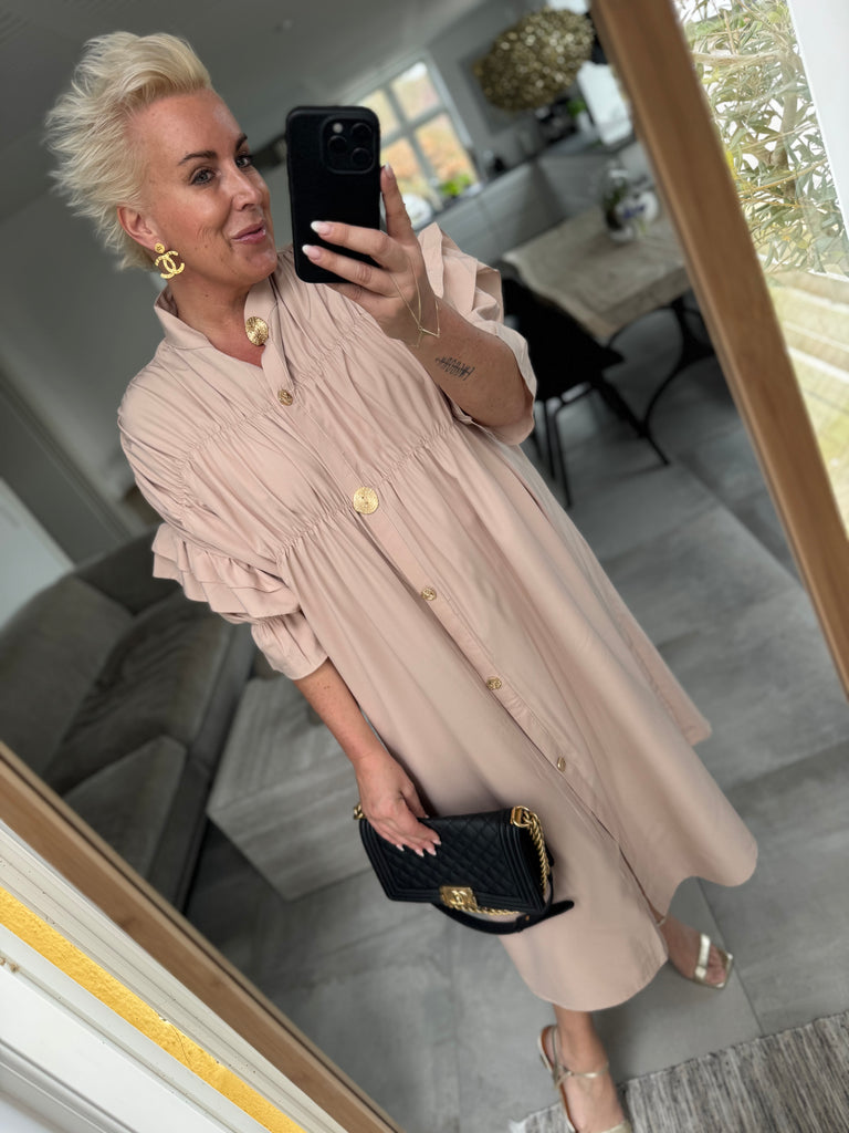 By Engbork Koko 9519 kjole lang beige