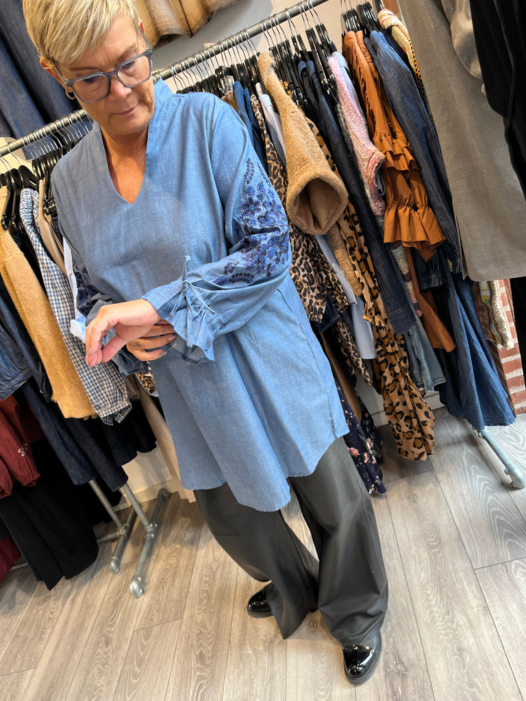 WAUW 10104 Chambray Wilma tunic blue
