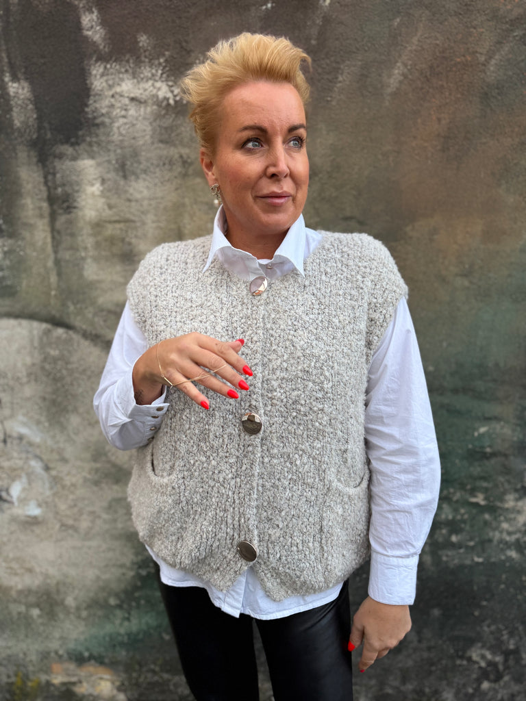 Boho Love B1225 strik vest grey