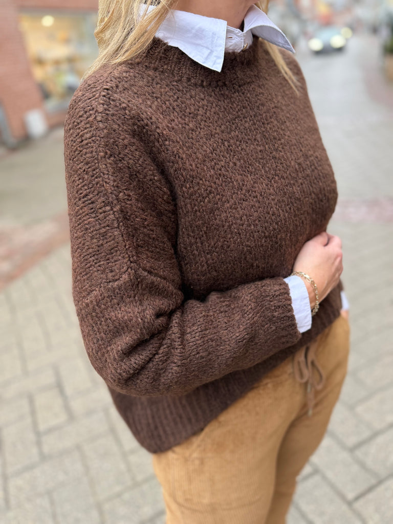 Qnuz 9199 knit blouse choco